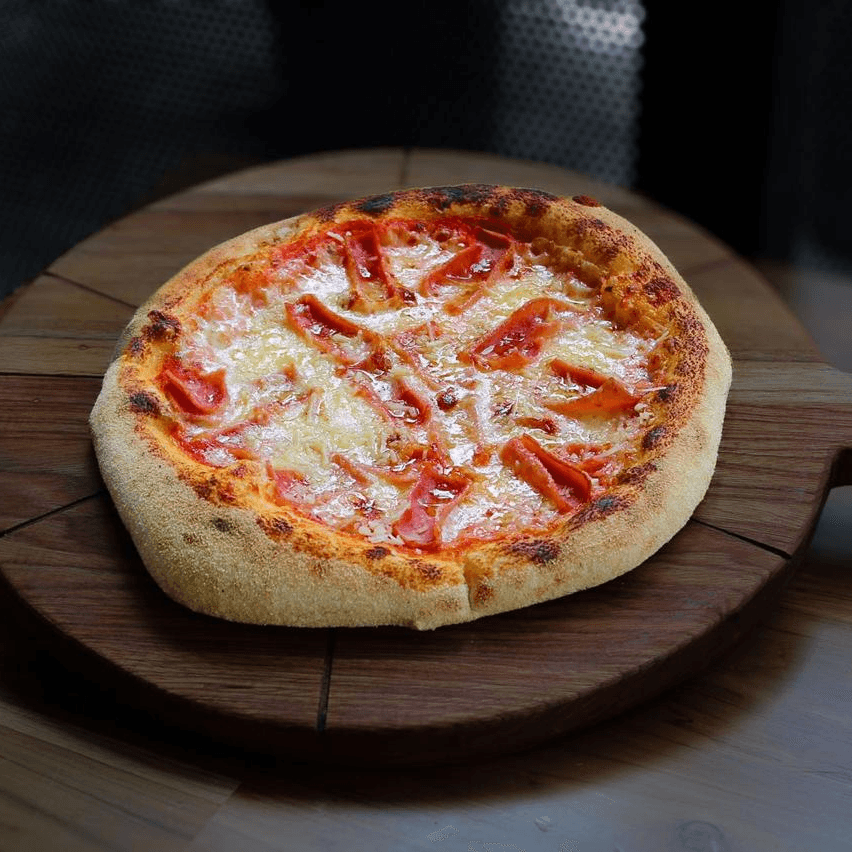 Pizza Personal Siete Olas 4 Porciones