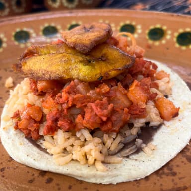 TACO DE PAPA CON CHORIZO