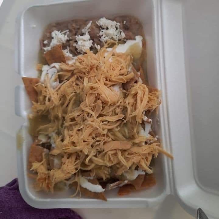 Chilaquiles Verdes con Bisteck...