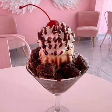 Brownie con Helado