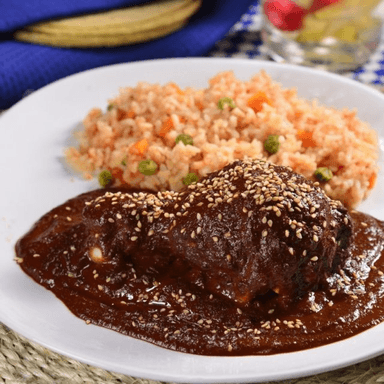 Mole y Filete con 2 Coquitas de 250ml