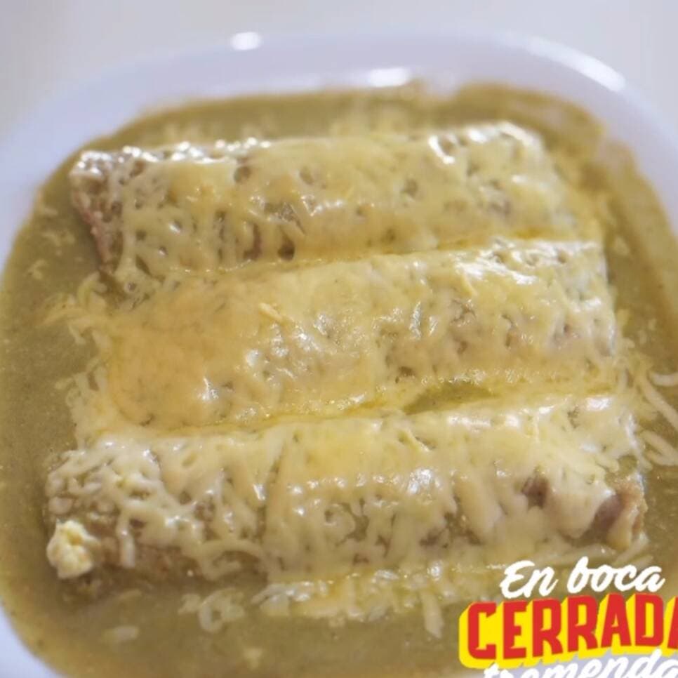 Enchiladas Suizas + Molletes