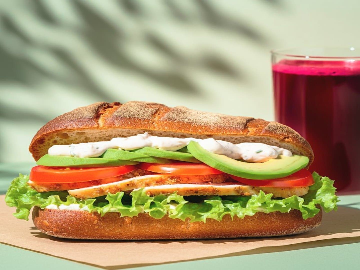 Sandwich Pollo y Palta + bebida