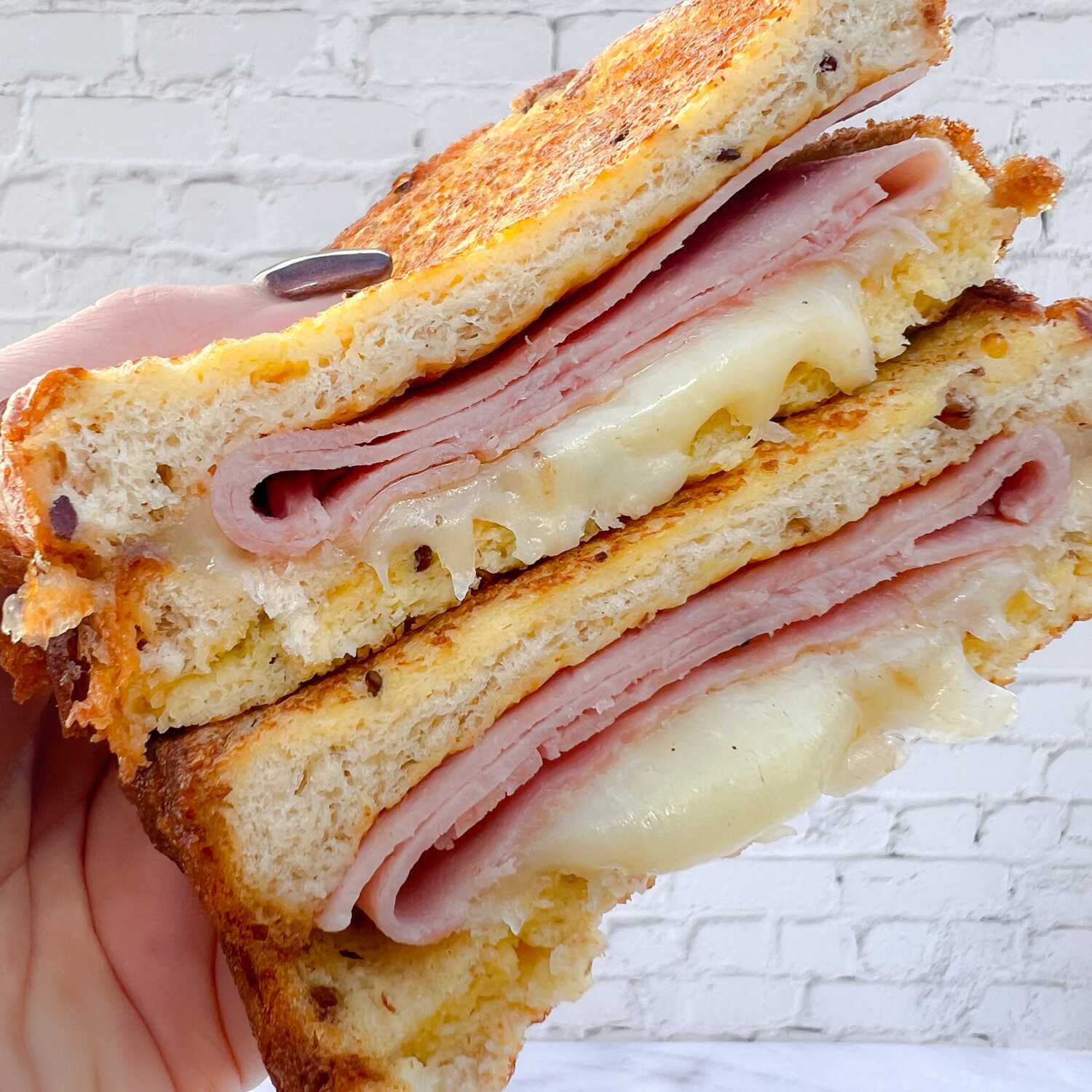 Sándwich Jamón y Queso