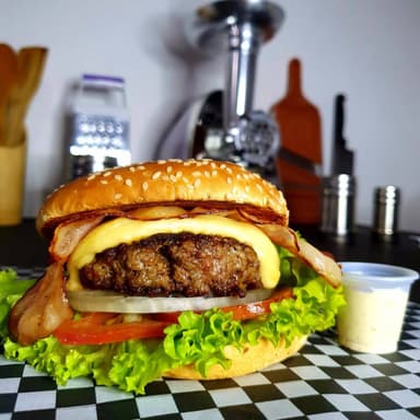 Hamburguesa Clásica