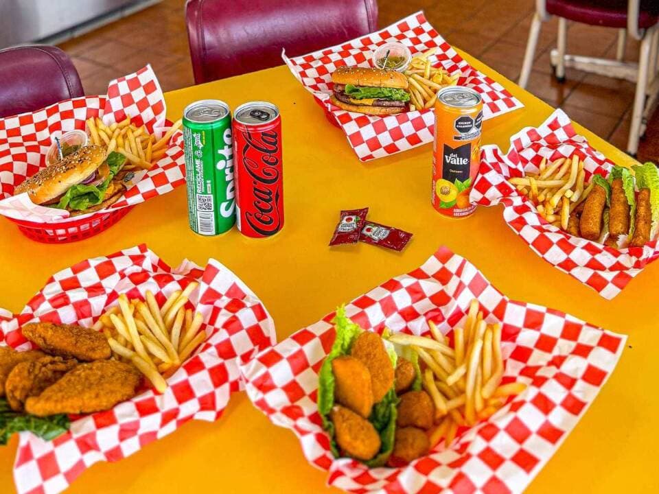 Pollo Feliz (Valle Verde)