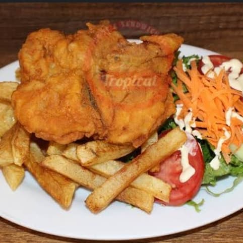Mostrito Broaster con Pepsi.