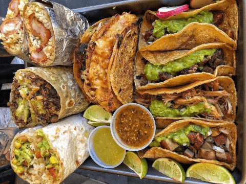 Tacos y Lonches el Moreno