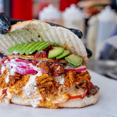 Torta La Bomba