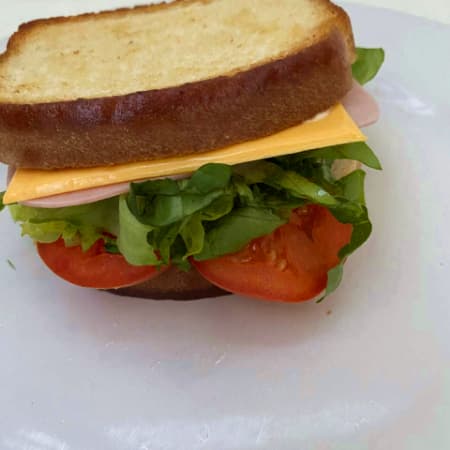 Sandwiahc de Jamón de Pavo