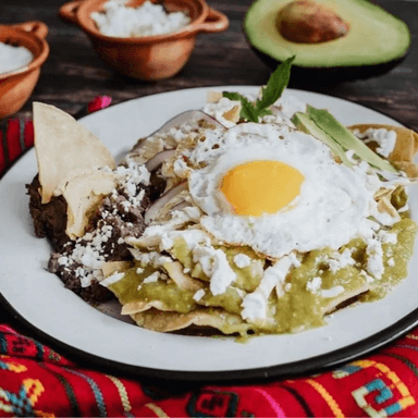 Chilaquiles Poblanos Orden Completa