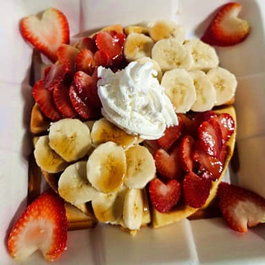 Wafles con Fruta