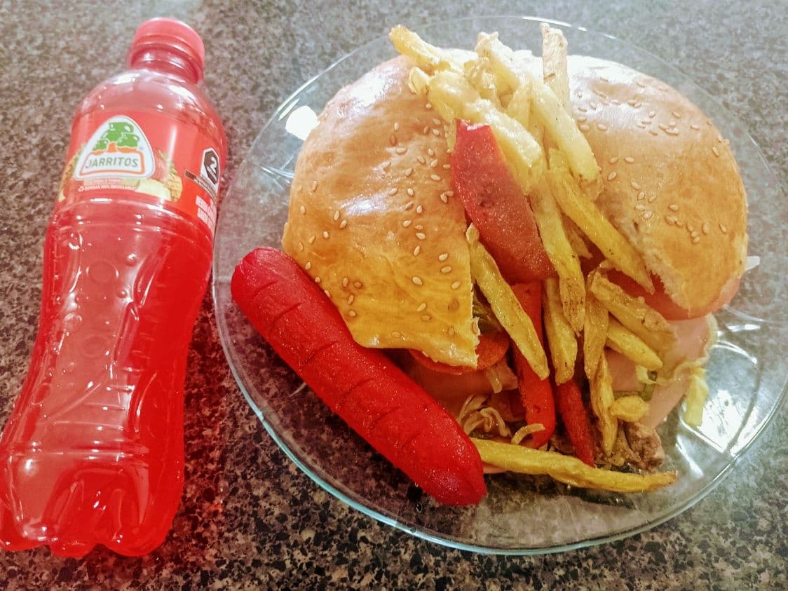 Exg. Pollo/Champiñones/Piña/BBQ y Papas.