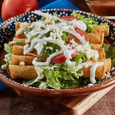 Tacos Dorados con Consome