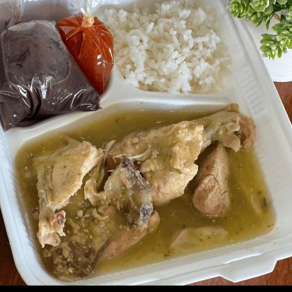 Pollo en Salsa Verde