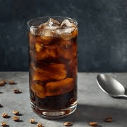 Café Frio con Agua Mineral