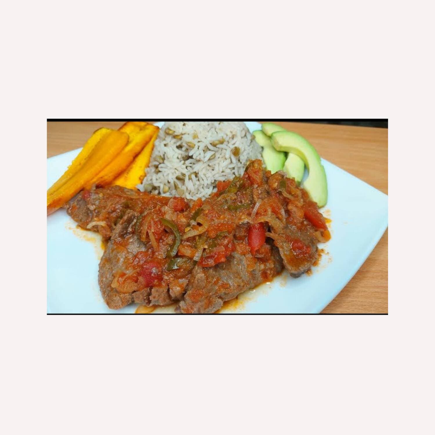 Comida bistec de puerco ala mexicana