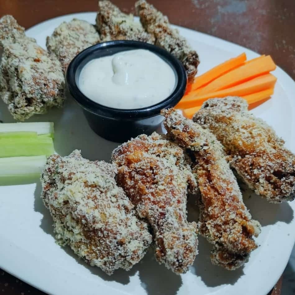 10 Alitas.