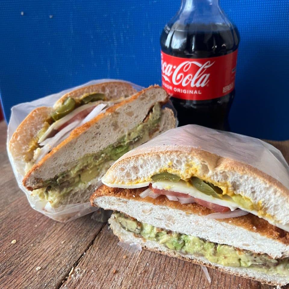 Lonche de Pollo Crunchy Especial