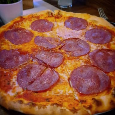Pizza Salami