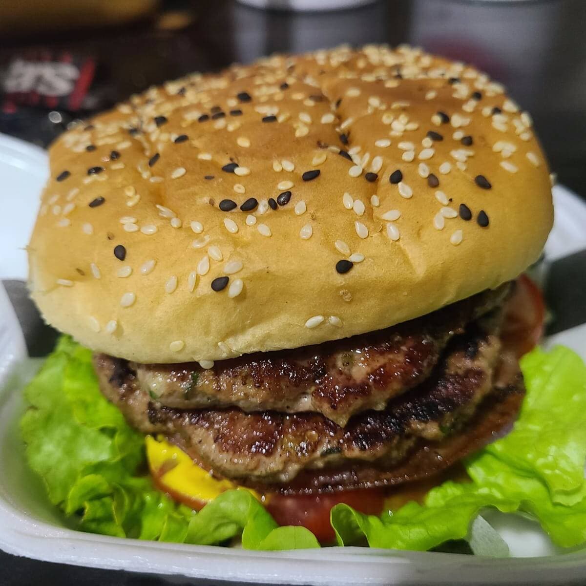 Hamburguesa Doble Carne con Papas