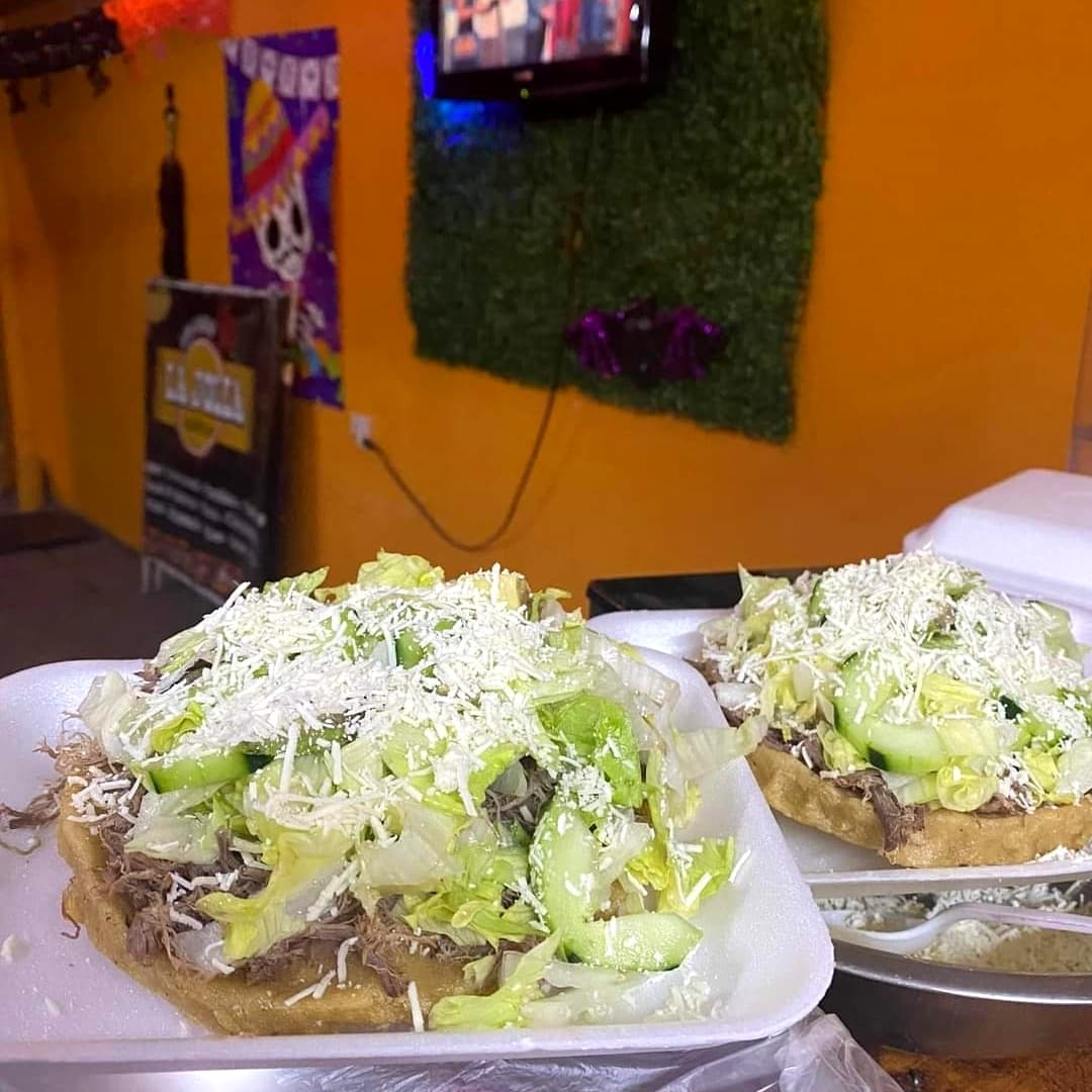 Sope + Tostada + Agua Fresca