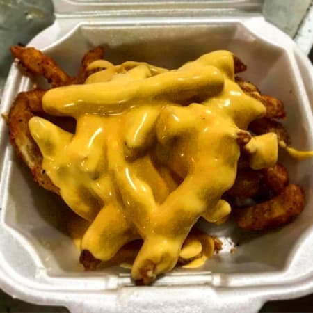 Papas Fritas Con Queso
