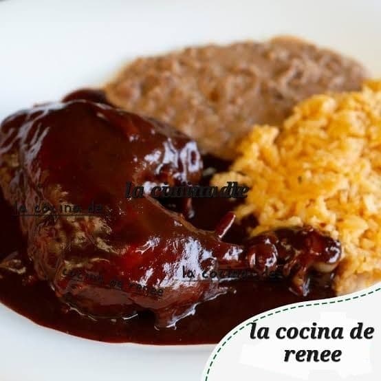 Mole con Pollo Copiar