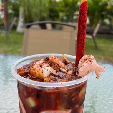 Cacahuatada con Camarones