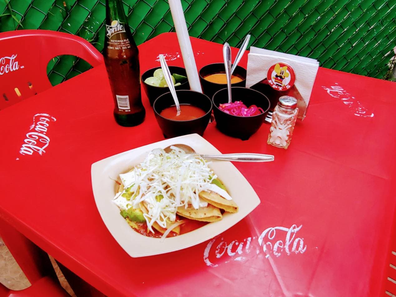 Tacos Ahogados con Panela y Aguacate