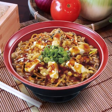 Yakiniku Yakisoba con Salsa Teriyaki y Queso Crema