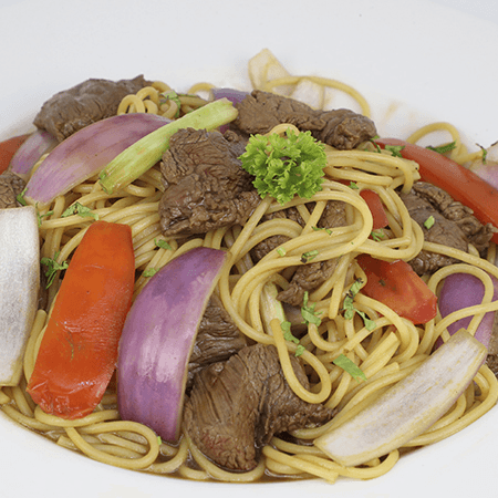 Tallarín Saltado de Lomo Fino