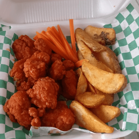 Boneless + Papas Gajo