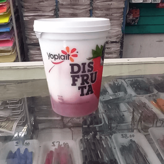 Yoplait Disfruta Vaso Chico de Fresa