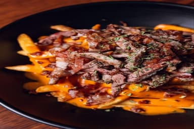 PAPAS CON ARRACHERA