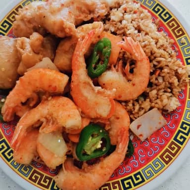 1 Guiso + Camarón 大GRANDE （1餐+虾）