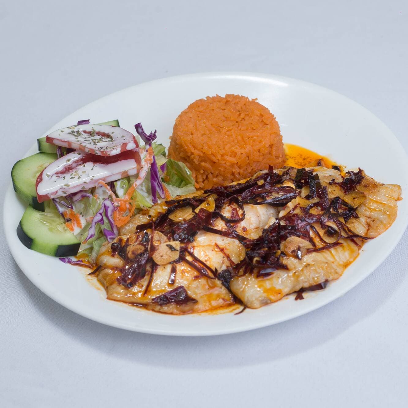 Pescado al Ajillo