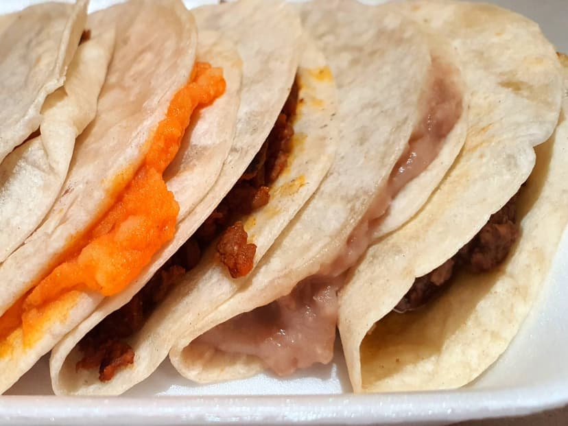 Tacos mañaneros “MICHEL”
