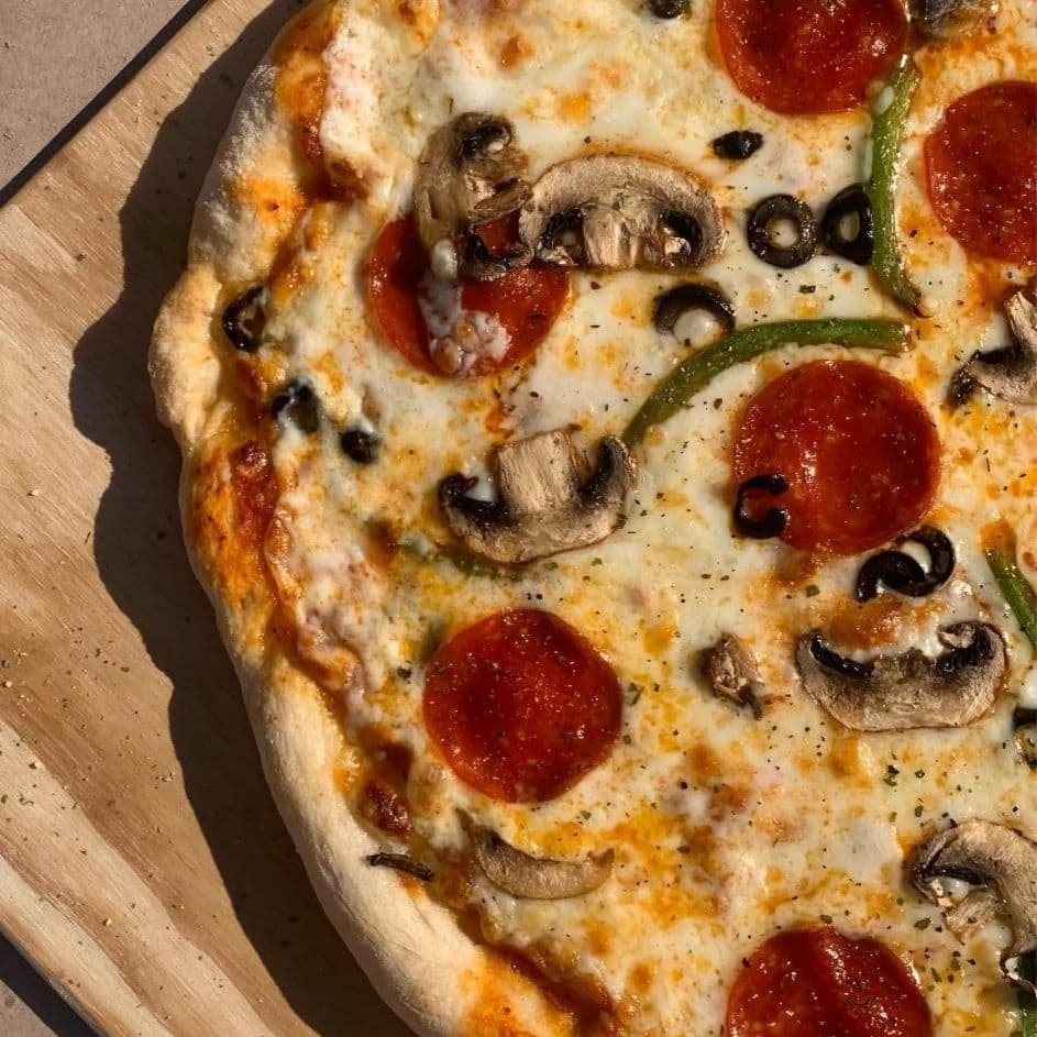 Pizza Deluxe