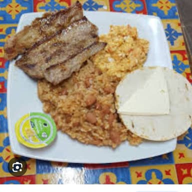 Desayuno completo 😋