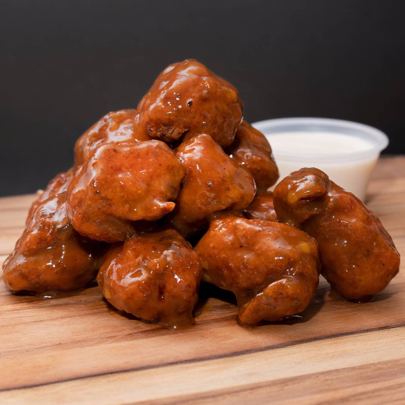 Boneless Personales + Papas 🍟