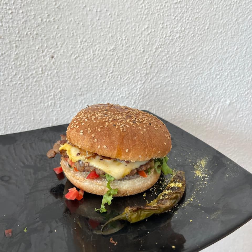 Hamburguesa Piña con Tocino