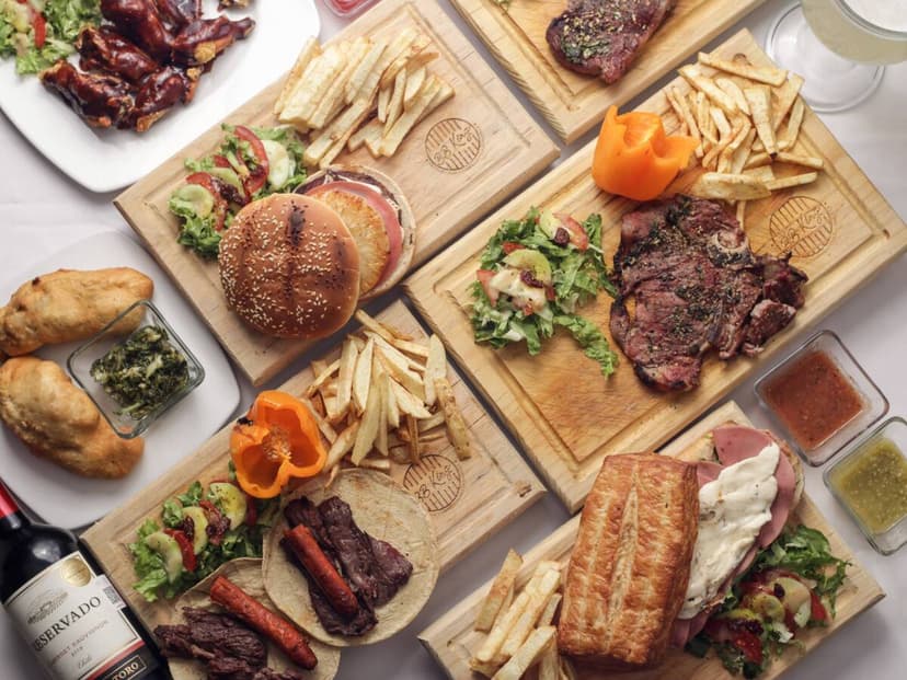 Bb King Hamburguesas Y Carnes Asadas A La Parrilla