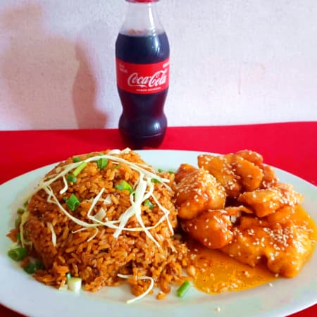 ARROZ CON POLLO NARANJA + GASEOSA PERSONAL
