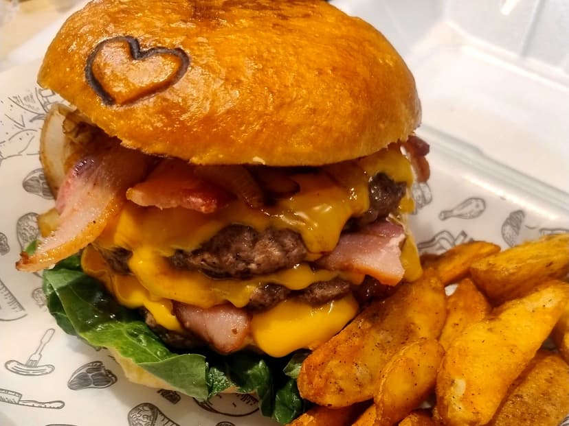 Fam Burger