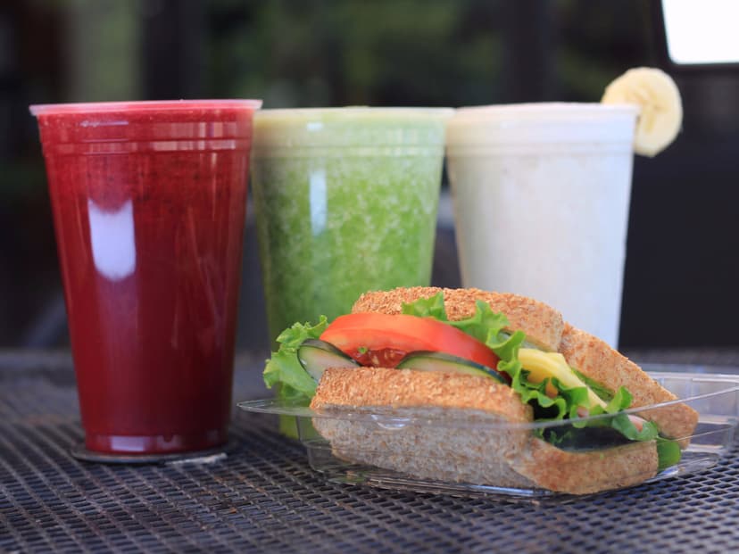 Jugos y Licuados FB