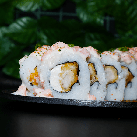 MAKI SALMÓN TARTAR (12 Cortes)