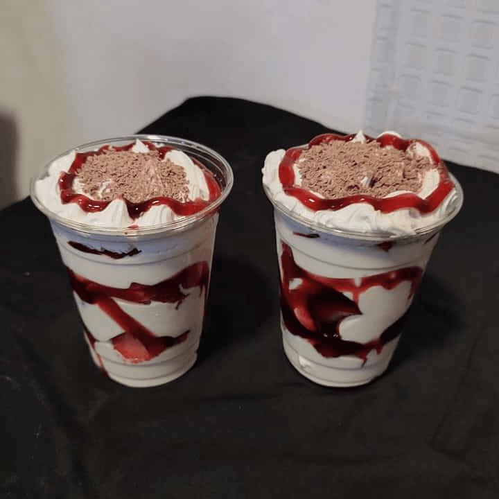 Fresas y Durazno en Crema Sencillo