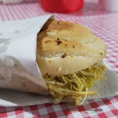 Guajolote Chalupero con Queso