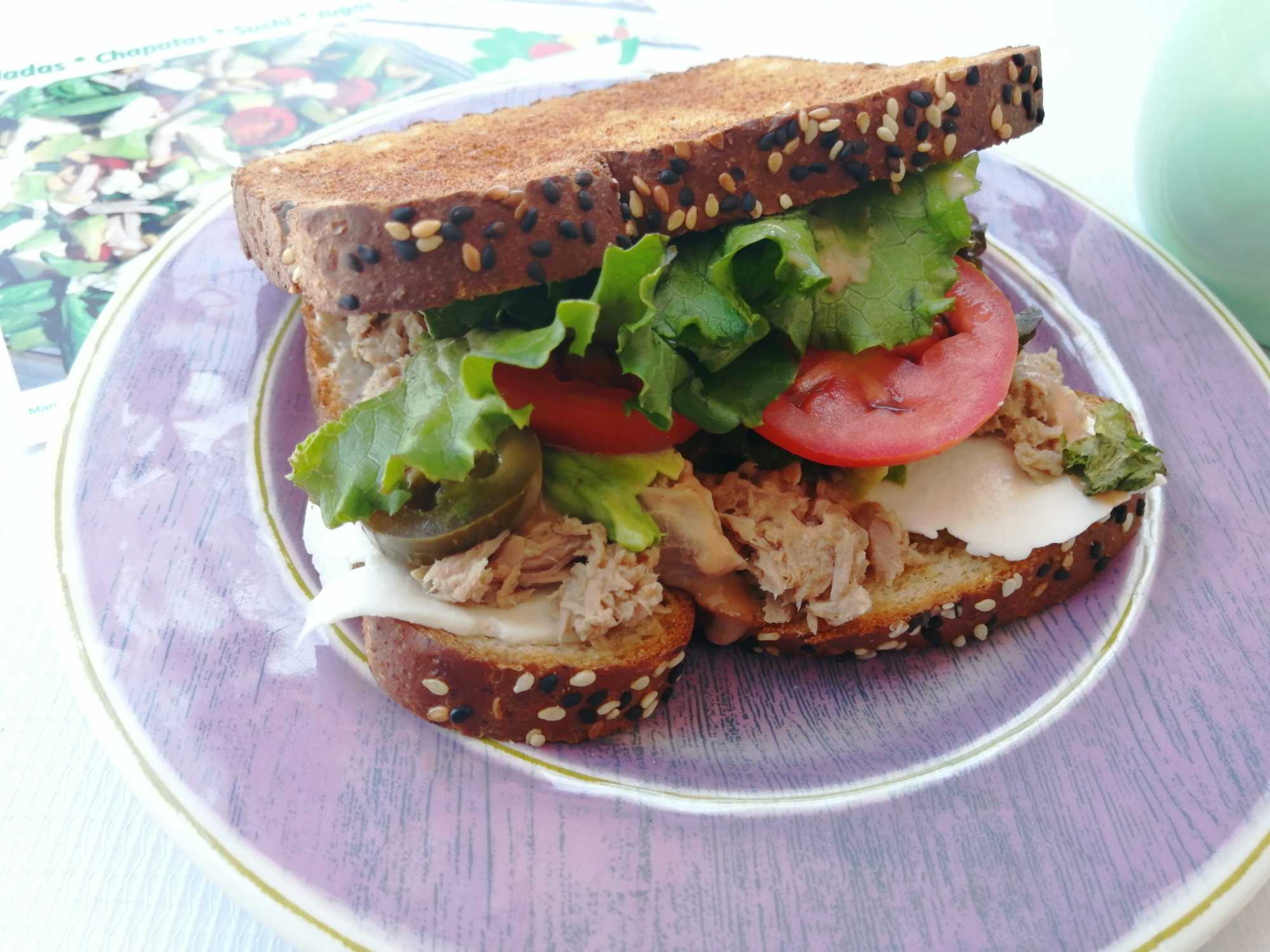 Sándwich de Atún
